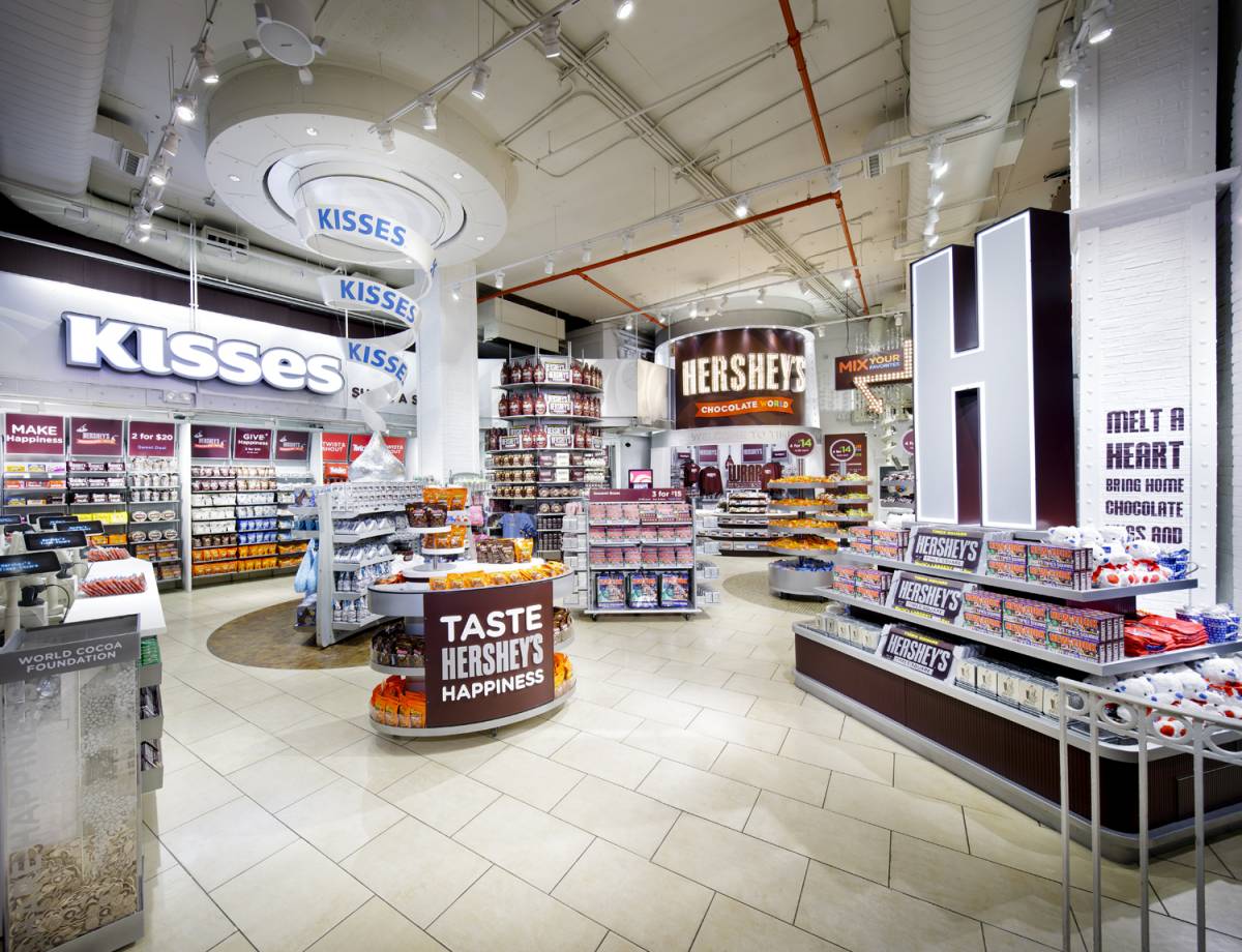 巧克力天堂🍫 Hershey's Chocolate World限時展出3米巧克力塔+巧克力廚房😍 世界最大巧克力也在這