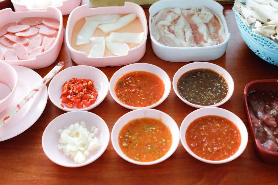 牛車水美食街首家!泰式烤肉+火鍋自助,每人僅$29,吃到扶牆出