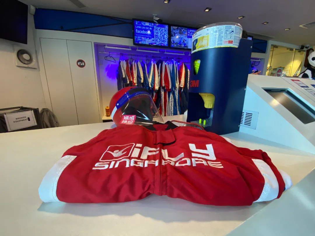 聖淘沙史上最大的福利！我免費體驗了東南亞最高的跳傘運動