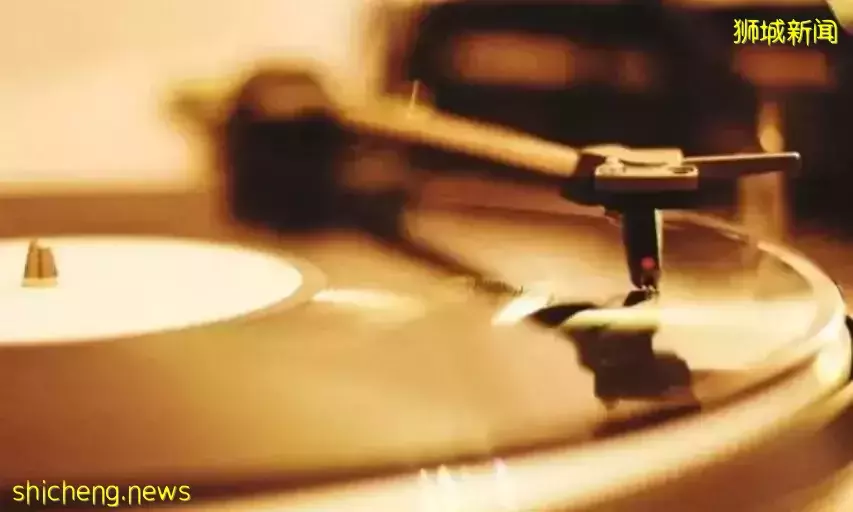 新加坡組屋“飲水箱”驚現女屍，“凶手”無罪釋放後與其閨蜜