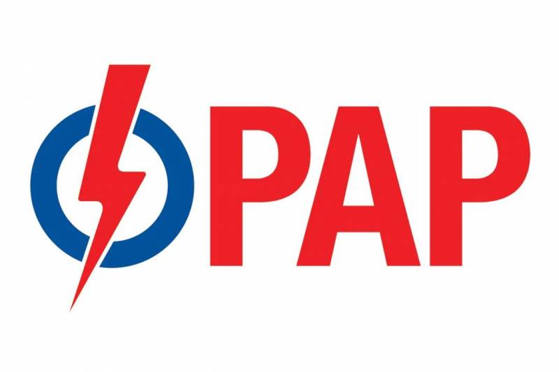 昨天！李显龙总理为了开会，接受“戳鼻孔”！会议信息量好大