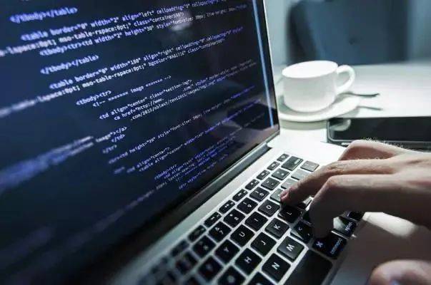 去年15萬人離開了新加坡！今年，這些人綠卡批准時間大幅縮短！移民政策放松了