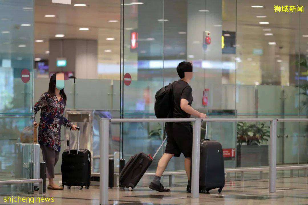 爆料！新加坡KTV陪酒女月收入被扒！移民局已暫停這種入境申請