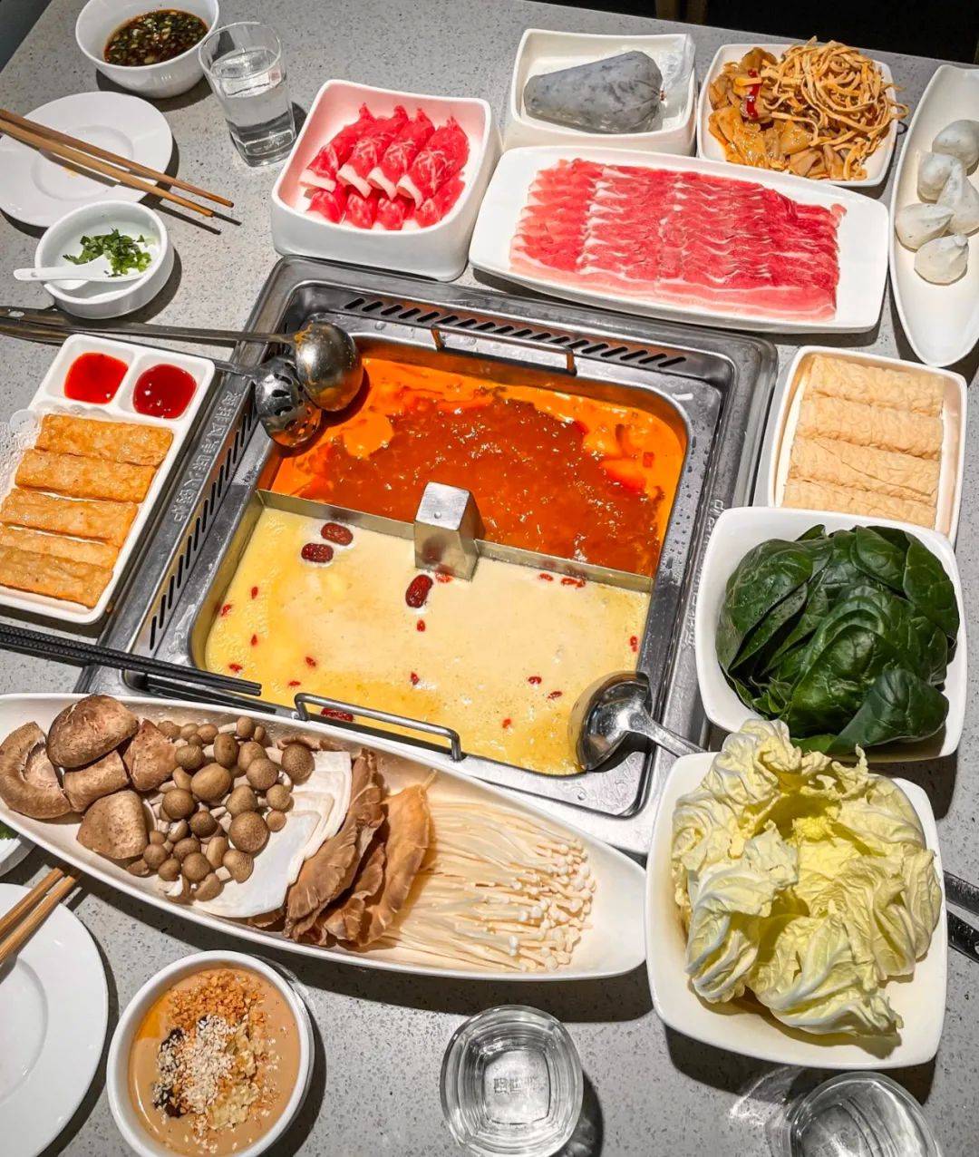 獅城十二時辰 “寅時”淩晨三點，熬夜冠軍去哪兒吃最嗨