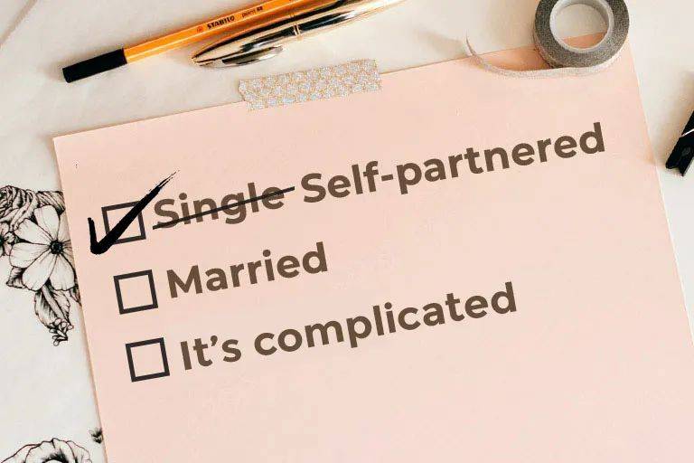 “我也怕獨自猝死在家裏”，單身人口暴增，新加坡真的適合獨居嗎