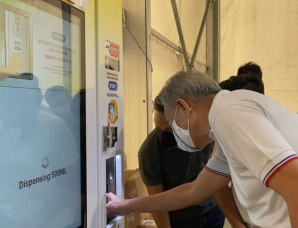 淡马锡再次派发搓手液,大家快来领取吧