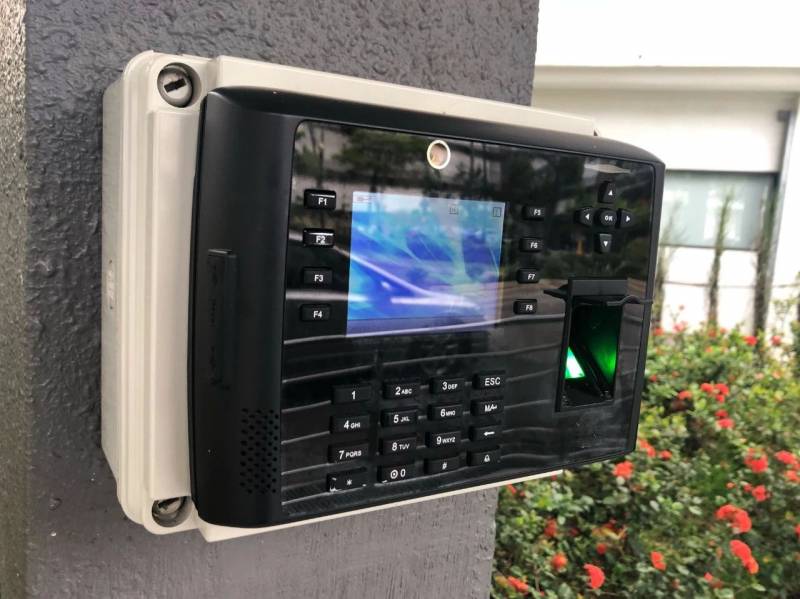 事关学生准证，留学新加坡不容忽视的出勤率