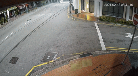 烧伤女歌手胡秀惠为这个客工饯行，因病相识、互相鼓励、重生