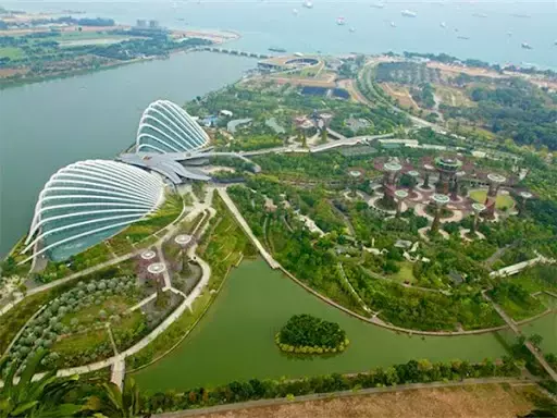 花了200多新币，我在新加坡的“地狱”门口住了一晚