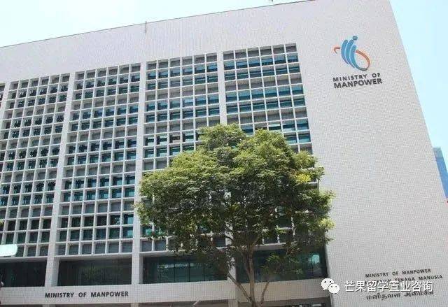 全年经济下跌5.4%、近17万人失业、一大波企业倒闭!新加坡至暗时刻仍在持续