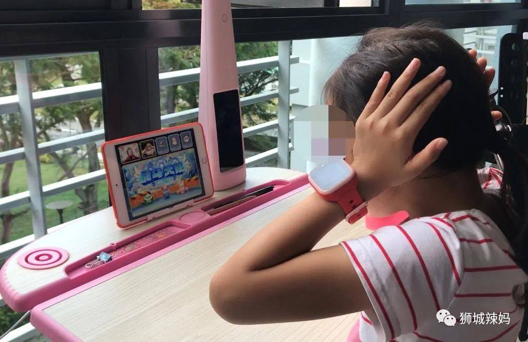 3歲之前爺爺奶奶帶大的孩子,來了新加坡,媽媽做了什麽