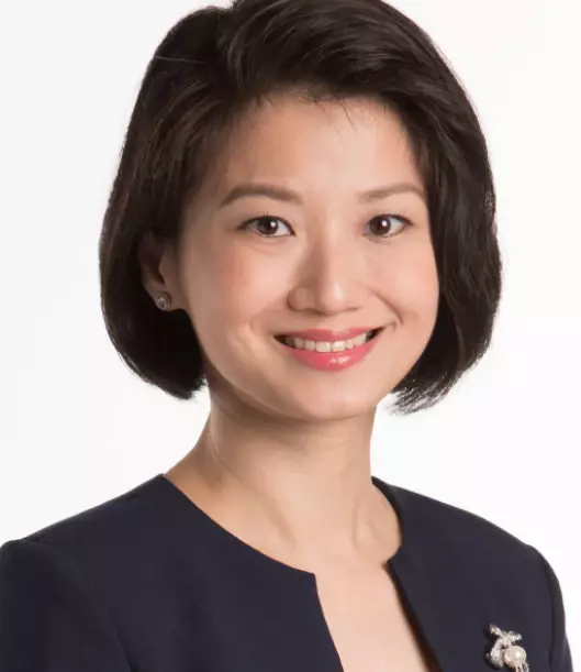 又一名美女部長確診新冠 ！新加坡醫院越來越滿，她等了5個月做檢查