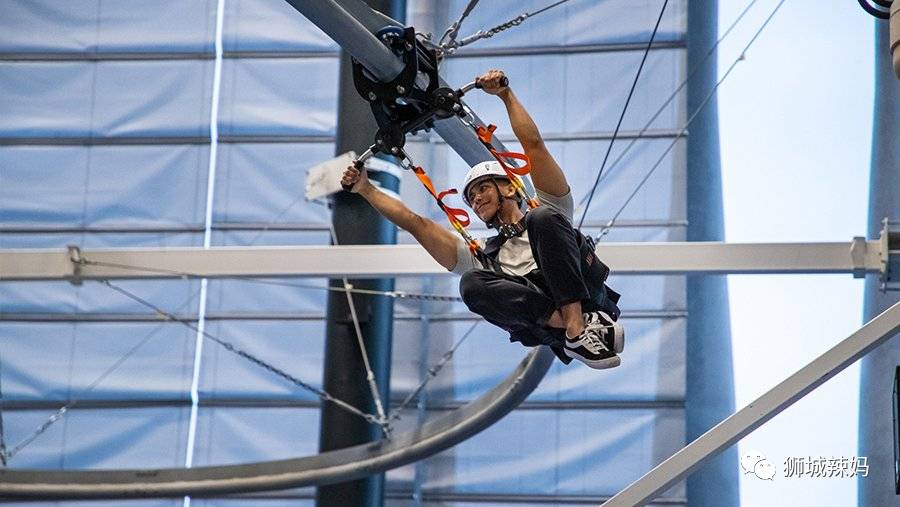 這麽貴的室內遊樂場,竟然有50萬新加坡人去瘋狂炫技!到底有啥好玩的