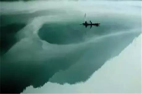 若不是历尽沧桑，哪来的云淡风轻！