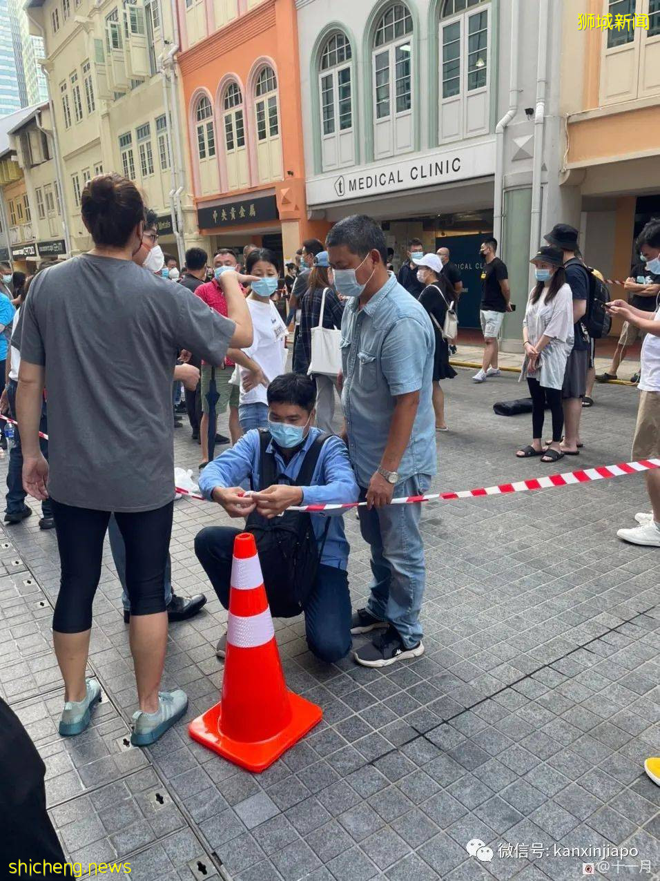 漏夜排队、搬小板凳、千人预约,为打科兴新加坡居民拼了