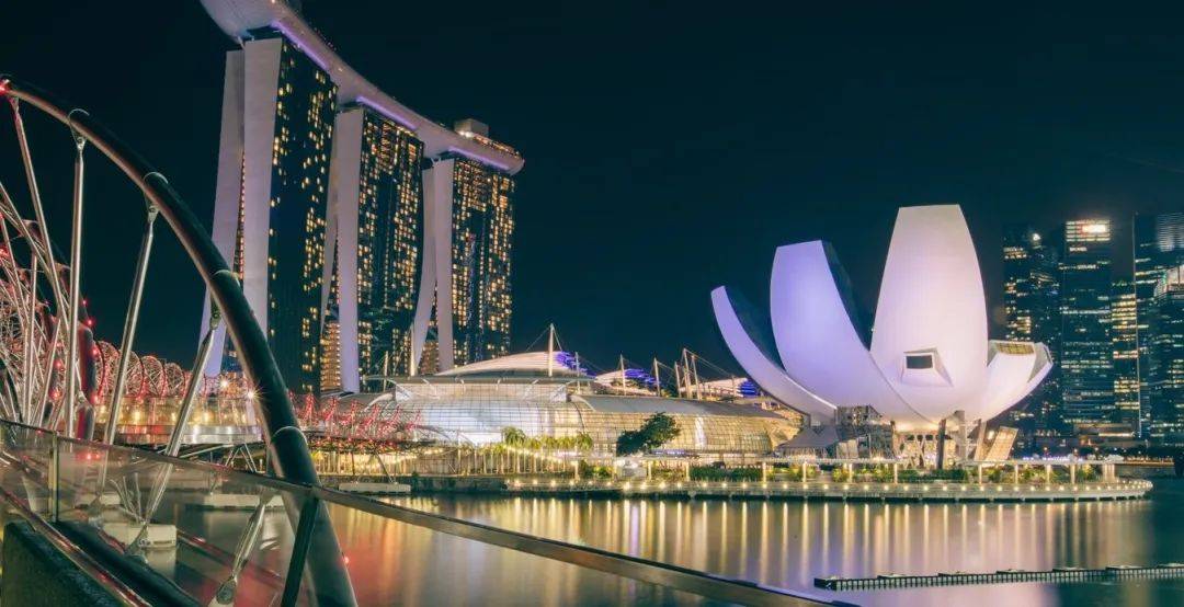 魅力獅城 爲什麽選擇新加坡