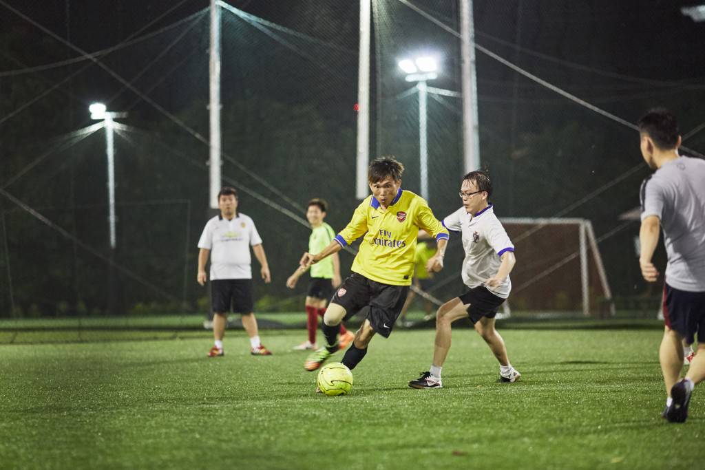 撈魚、釣蝦、蹦床、開挖機、燒烤...這家24小時新加坡農場，太好玩了吧