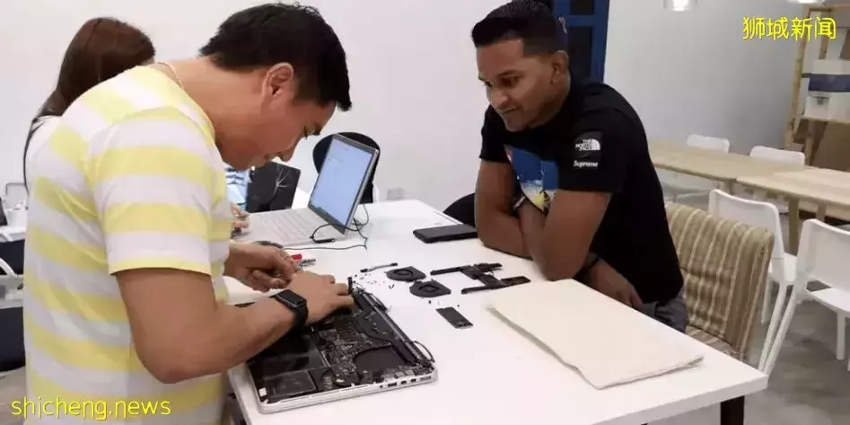原厂配件、上门取货、修完付款……新加坡10家口碑手机维修店,帮你省下一个亿