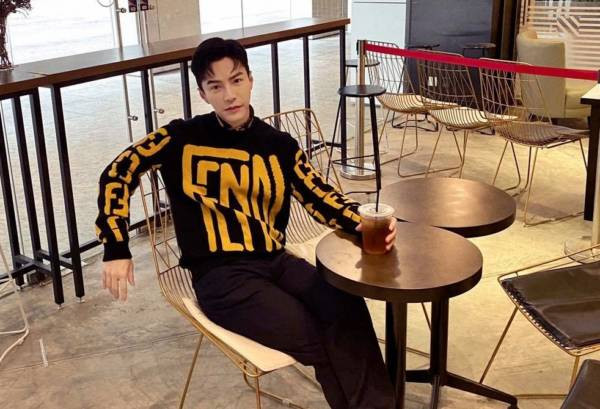 想接爸爸到狮城住  王冠逸月底乔迁大房子