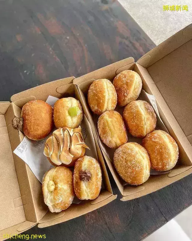 接好糖衣炮弹!盘点新加坡爆浆甜甜圈Bomboloni🍩圆圆鼓鼓外形、内馅满到流心😙