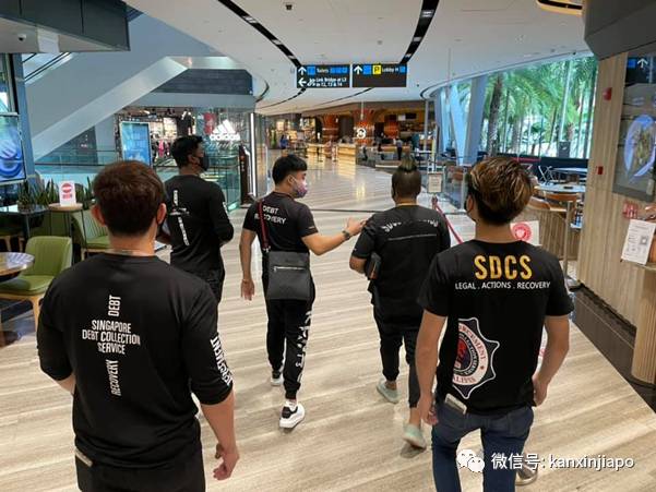 新加坡零售商拖欠上万新币结业,5名黑衣男到星耀樟宜门店讨债