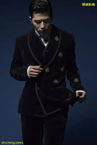 “畢業太早”!新加坡開學第一天,發現同班同學竟是中國男明星