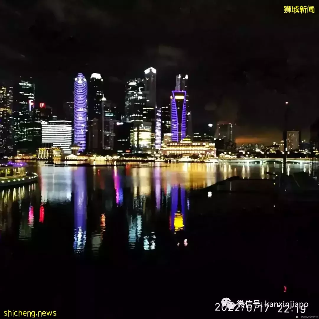 新加坡"最美燈光展"裏面還能吃喝玩樂！僅剩最後一周