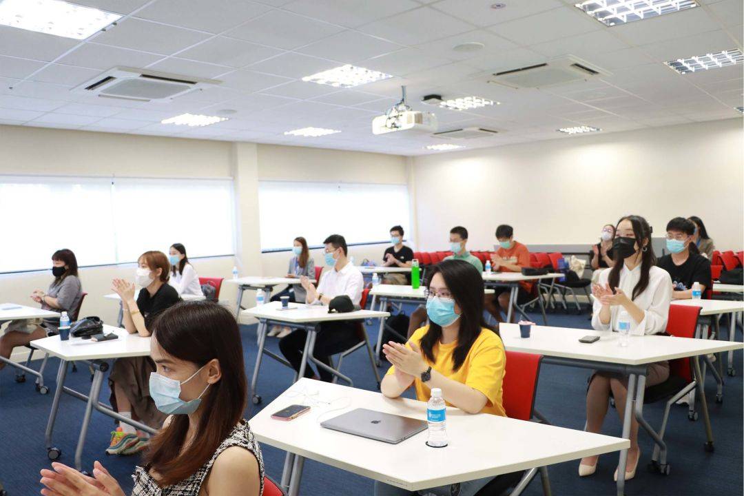 贴心高效!当中国留学生遇见温暖可靠的中国驻新加坡大使馆