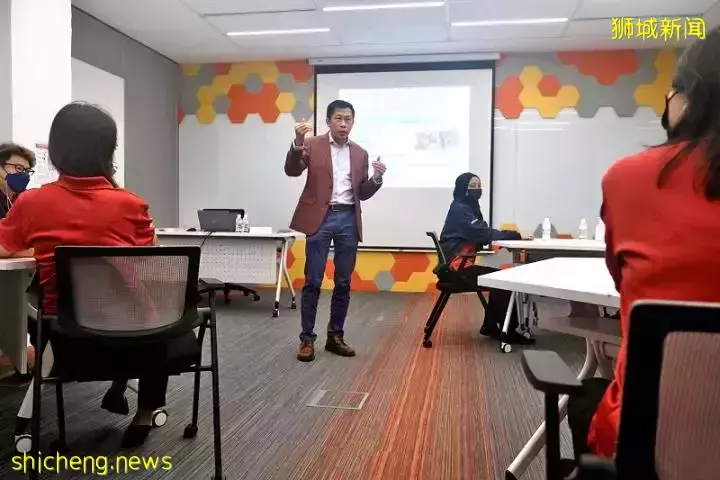 職場工作逾30年　堅持不斷學習