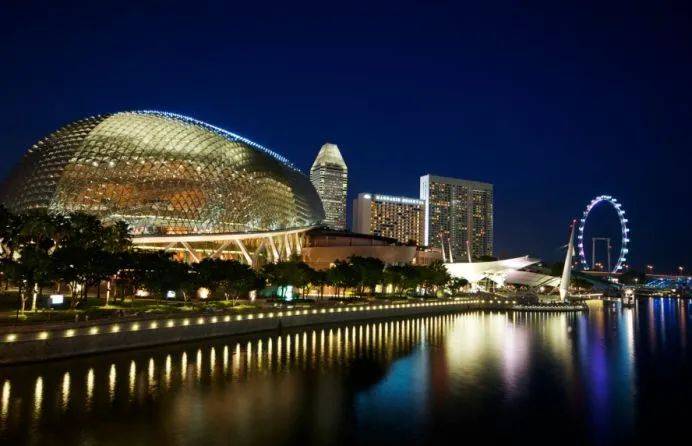 带你逛遍新加坡六大最美图书馆