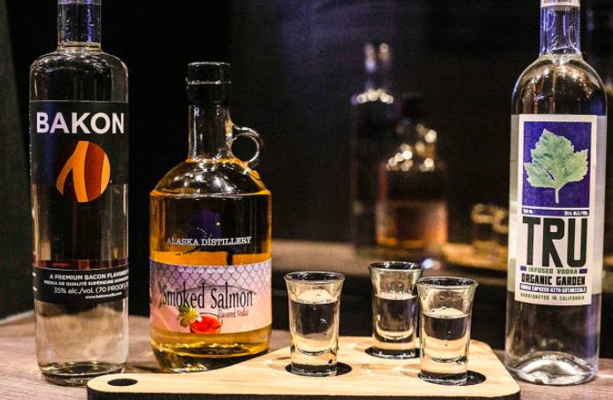 玩在獅城 想要體驗獨一無二的飲酒氛圍感?新加坡這10家高顔值酒吧你一定不能錯過