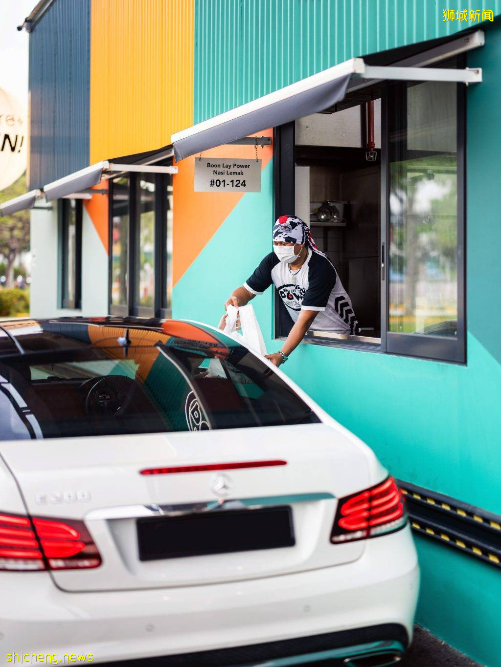 全新Timber+ Eastside,设有21家美食摊位、儿童游乐场以及读书角