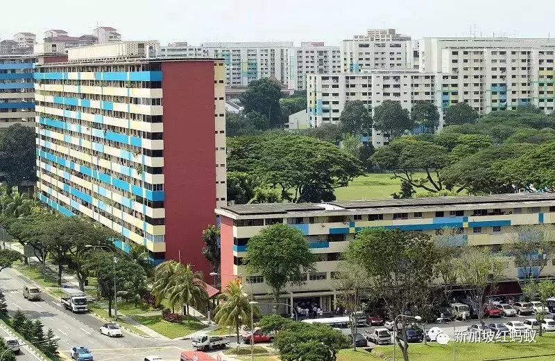 巡回大使：我曾反對將部長薪金與市場挂鈎，李光耀說我是“恐龍”