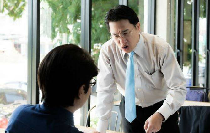 5个新加坡老板的故事，看完你就会庆幸失业也是挺好的