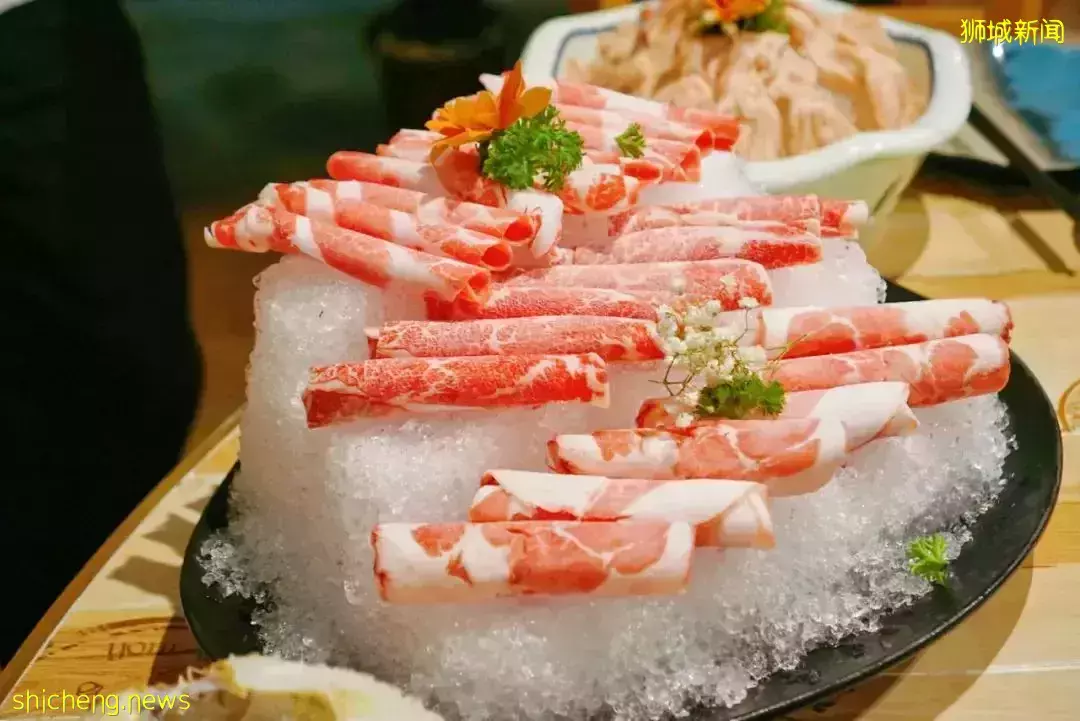 免费送!$48+/人就能吃鲍鱼龙虾,新加坡还有这样的网红海鲜店