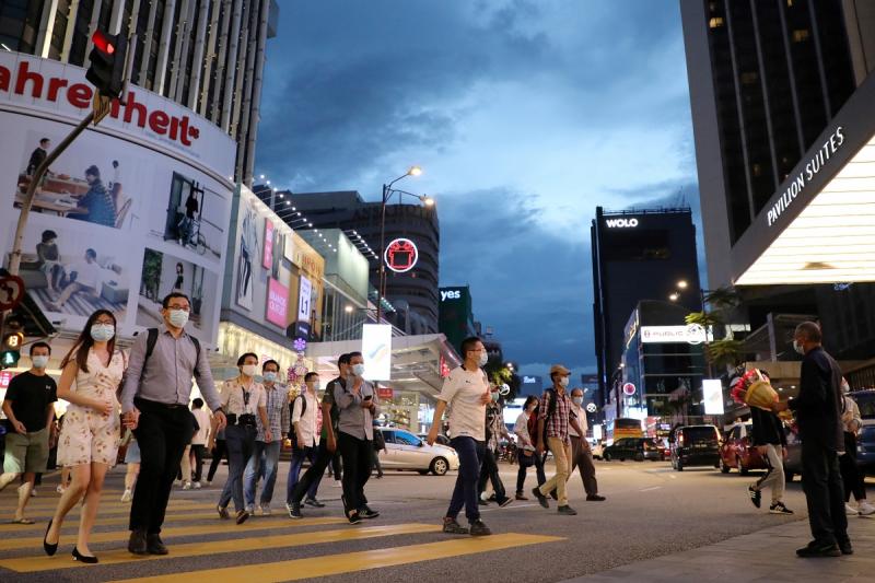 从顽抗到共存　马国抗疫反其道而行？