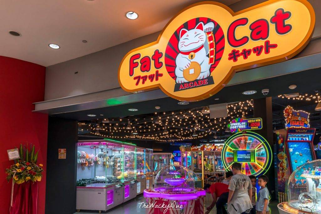 新加坡夜生活指南:摩天轮浪漫晚餐、迷你高尔夫、骑行滨海湾等精彩活动,带你告别无聊