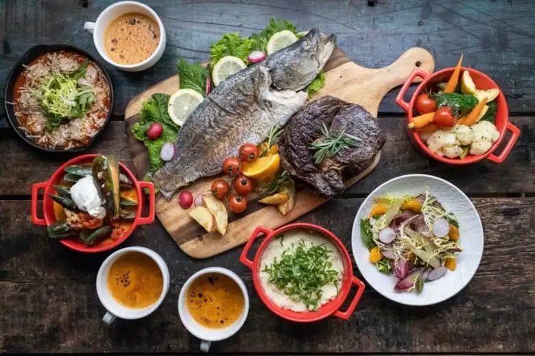 佳節之際，帶你嘗遍全球美食