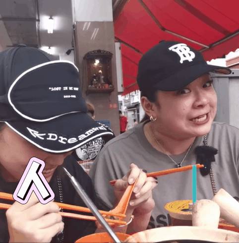 昨晚，我們在新加坡芽籠紅燈區吃雞，是怎樣一種體驗