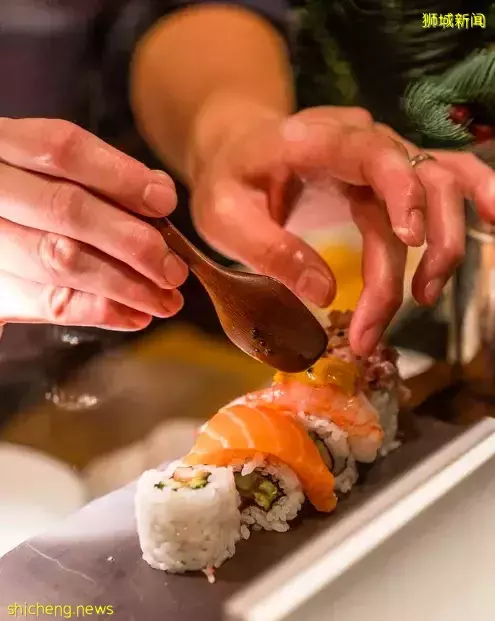 母親節快到啦！送給媽媽一個浪漫的燭光晚餐約會吧