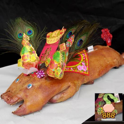 生日蛋糕吐鈔票？已經Out了！新加坡現在流行生日烤乳豬吐鈔票