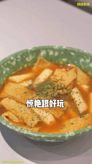 新加坡這款韓式拉絲芝士熱狗棒，皮脆肉多汁！一口吃撐，5新幣起