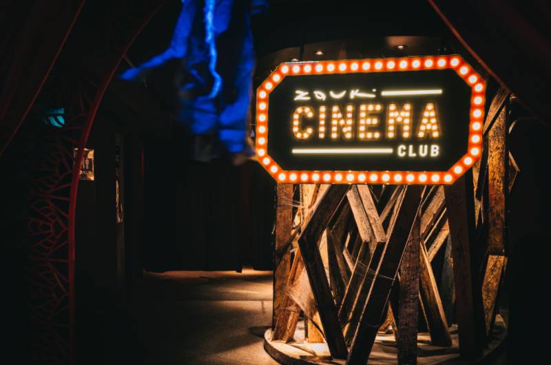 周日起！在新加坡可100人看表演！密室逃脱、夜店风影院都开了