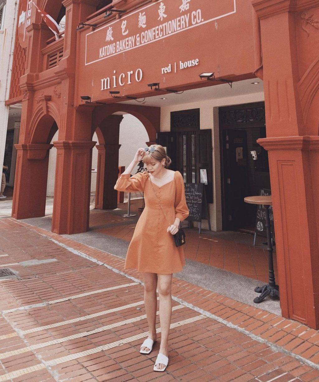 在紅屋吃美食🥘“Micro Bakery at Red House”面包廠改造而成的烘焙坊、保留原有面貌，現代與曆史交融用餐環境✨