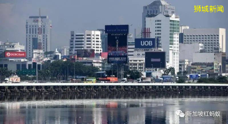 里外不是人的“孤儿” 疫情下马国越堤族的心酸血泪