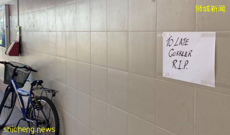 新加坡老鞋匠走了！网友哭送：我没钱换鞋时，总找他“拯救”