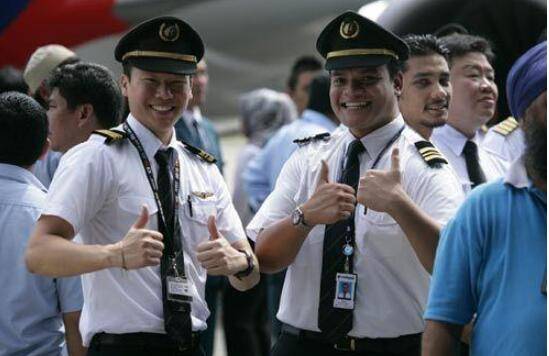 新增13例,新加坡解封第三階段第一天未出現“報複性”人潮