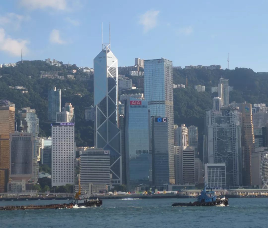 李显龙夫人撰文：中国今非昔比，香港已失窗口角色，须重新定位