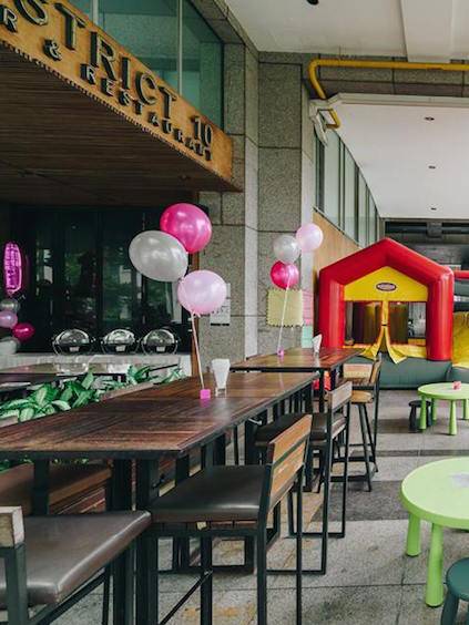 新加坡30多間孩子喜歡的餐廳，自帶免費遊樂場！樹屋、蹦床、攀岩、秋千都有（上）