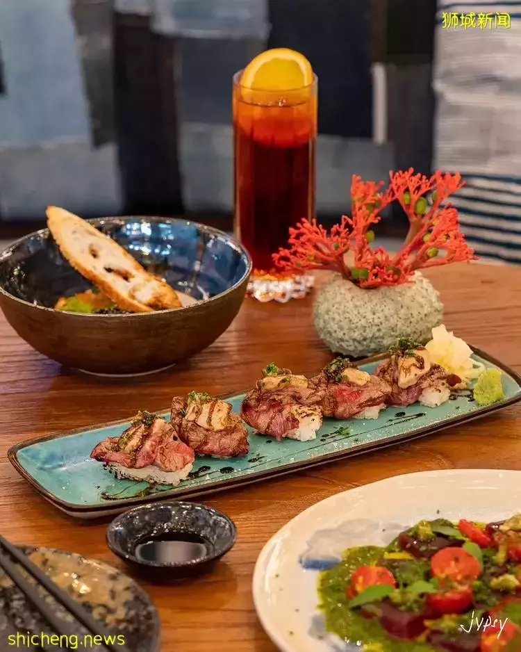 JyPSY One Fullerton可以看到海灣的日料餐廳🍣波西米亞風+療愈藍色調,打造超舒適的用餐氛圍